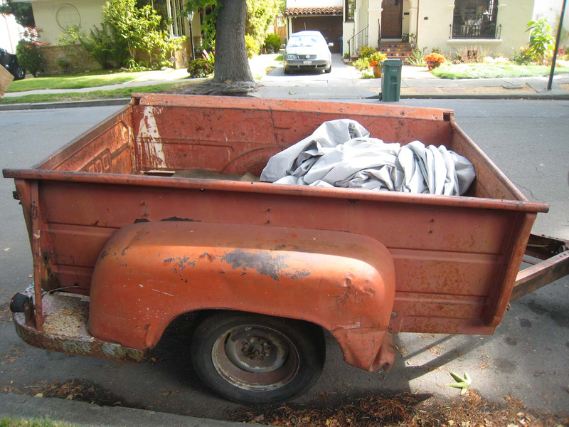 Illustration for article titled 1967 Plymouth Belvedere II, with Bonus 1958 Dodge Pickup Bed Trailer